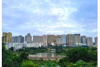 盤洲市藍山一品采購了一批美天垃圾桶