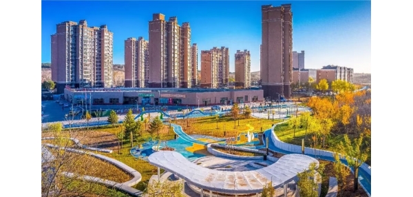 便民新舉措！阿勒騰席熱鎮"環保椅"上線 打造城市會客廳新風景